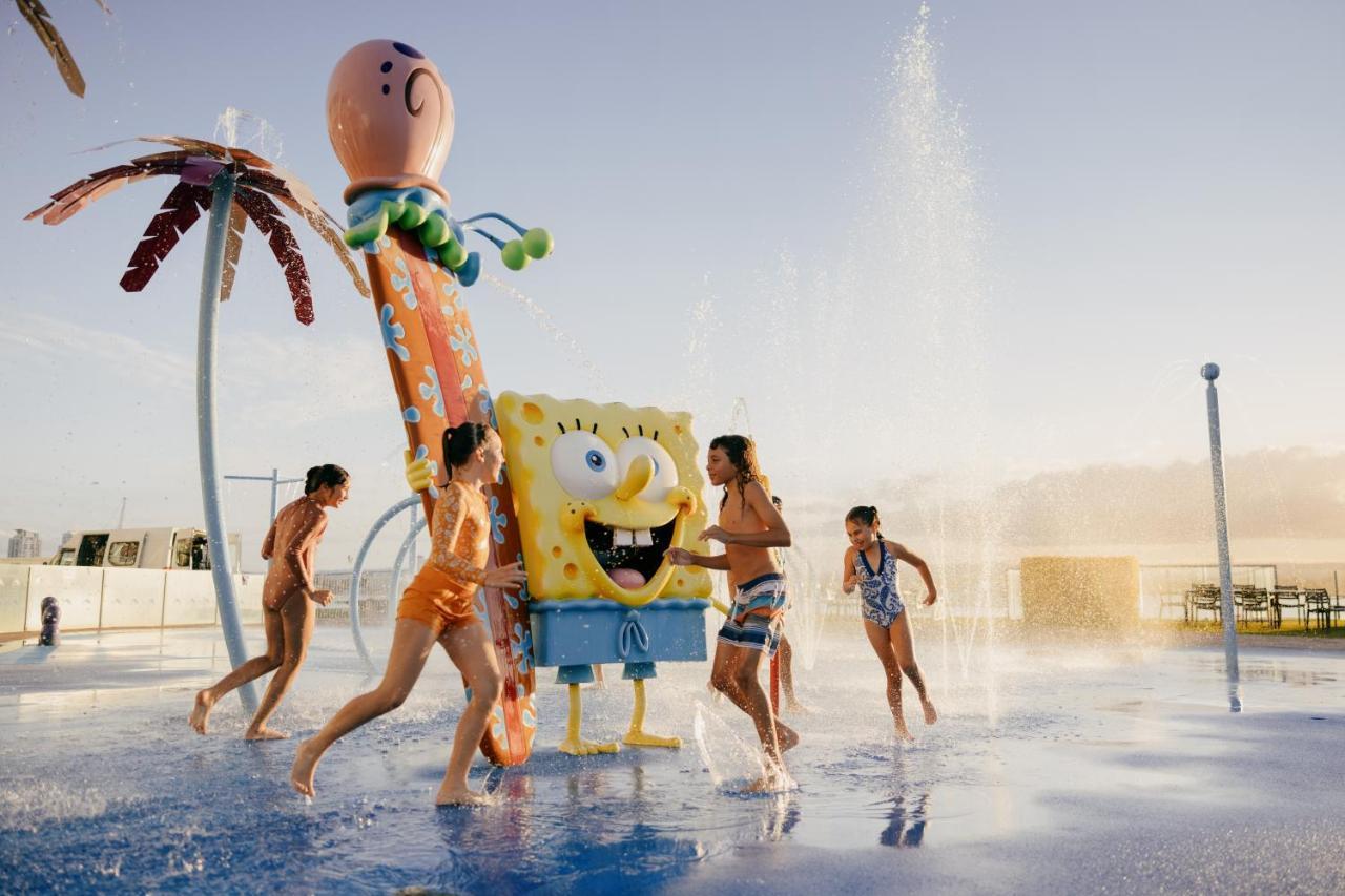 Main Beach Sea World Resort מראה חיצוני תמונה