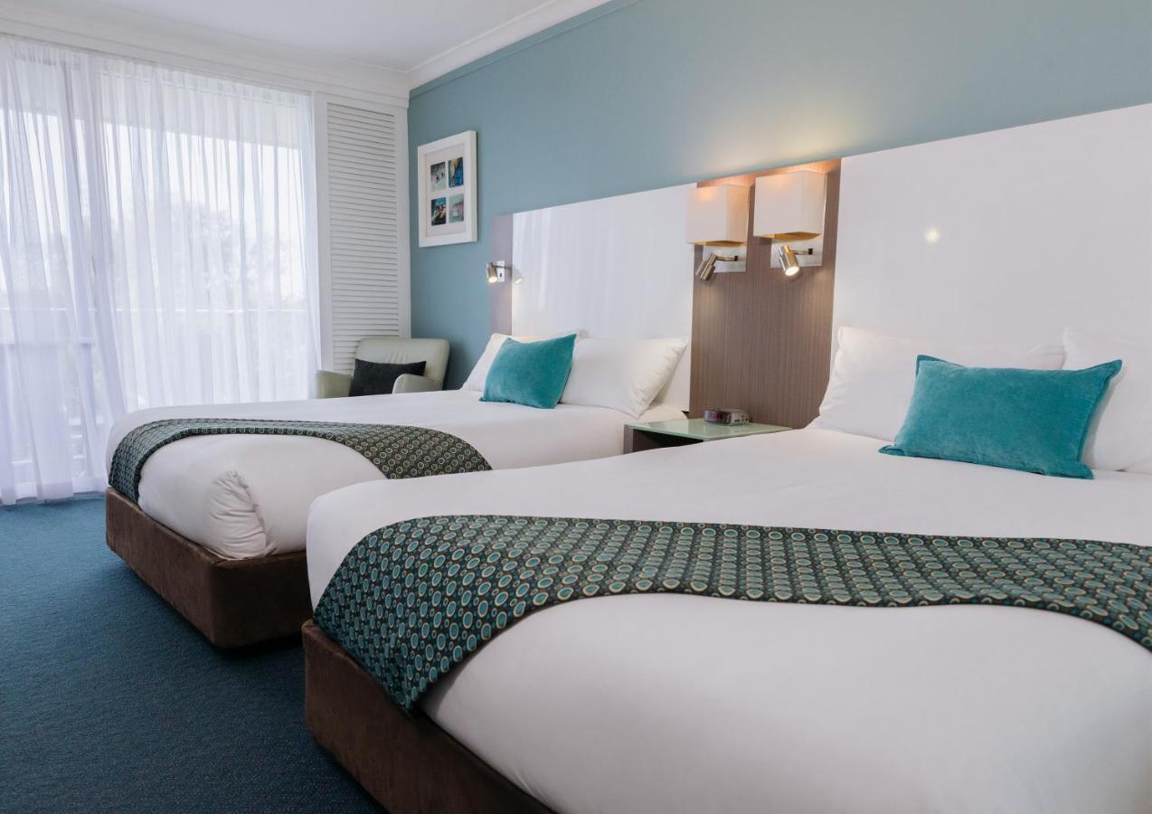 Main Beach Sea World Resort מראה חיצוני תמונה